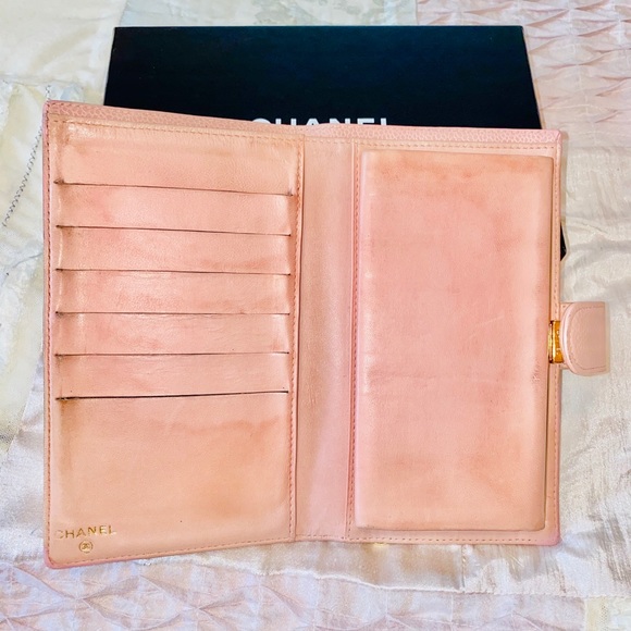 💔 CHANEL caviar skin wallet on a chain woc - Picture 8 of 15